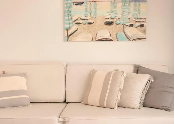 Villa Lotus - Unalome *